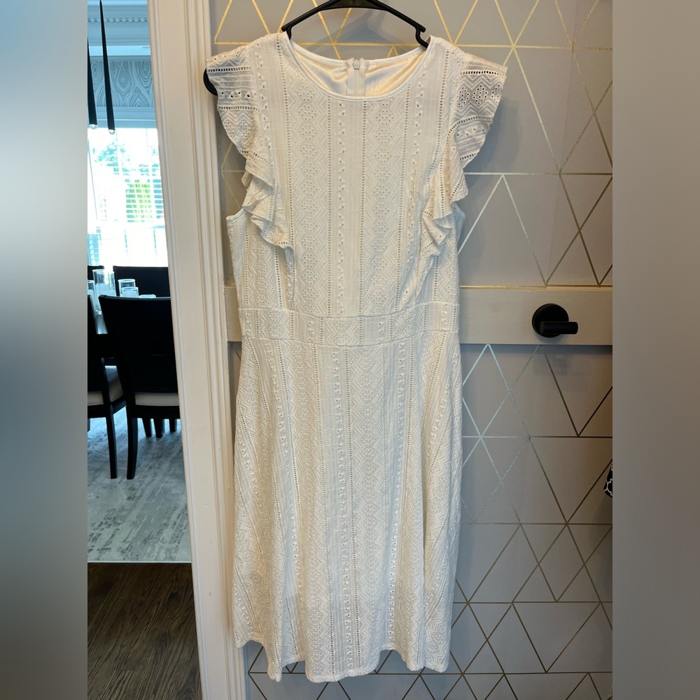 Vintage white dress. No tag. Fits like medium
